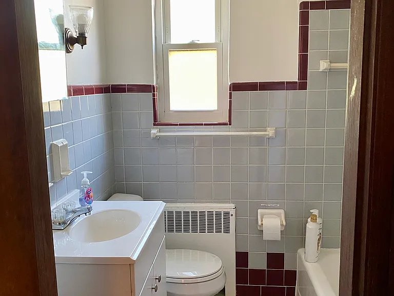 3512 Hazelwood Ave #4 — Photo 11