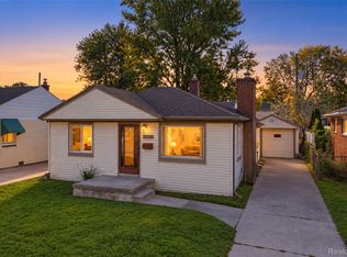 8238 Kaltz St, Center Line, MI 48015