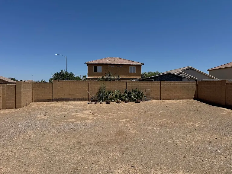 12634 W Windrose Dr — Photo 21