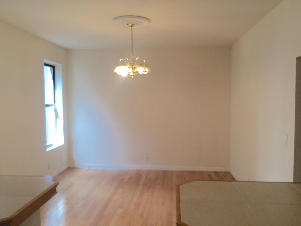 1st image of 100 W 139th St APT 21
