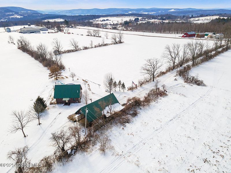 5th image of 1172 Barton Hill Road