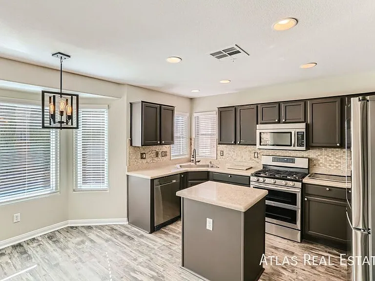 10744 Tuscan Ct — Photo 3