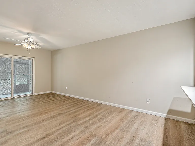 2162 Bees Ferry Rd #A — Photo 11