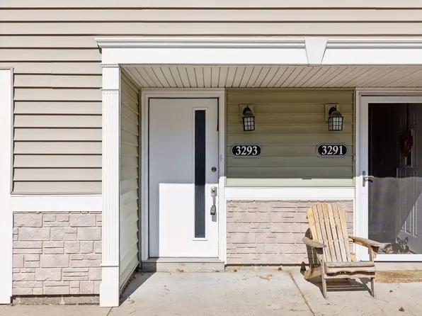 3293 Valley Ridge Dr Unit 53, Saint Paul, MN 55121