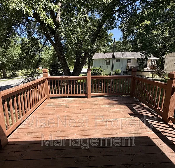 1820 E Cherokee Ln — Photo 23