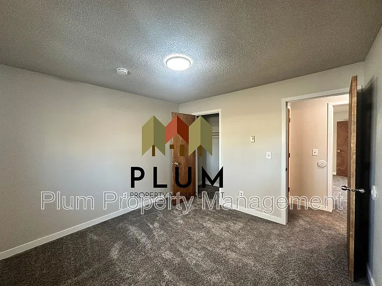809 Bulwer St #D — Photo 13