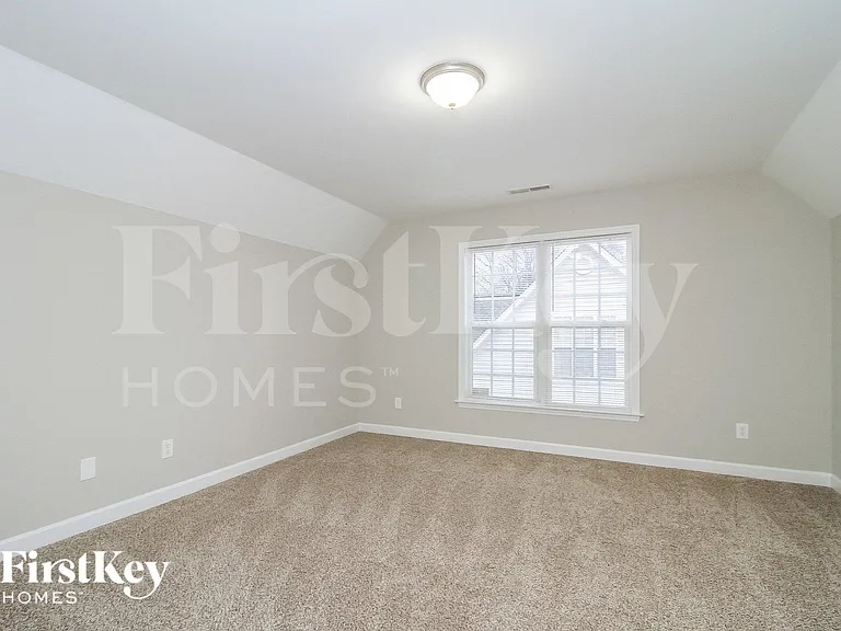 4025 Lofter Ct — Photo 12
