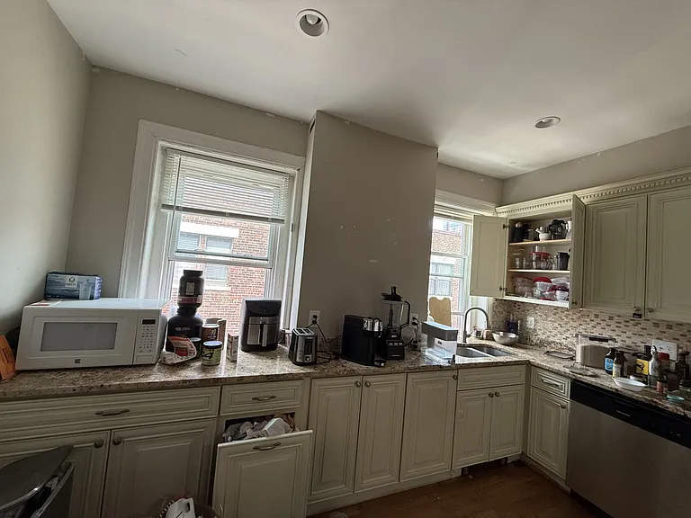240 Babcock St #3 — Photo 14