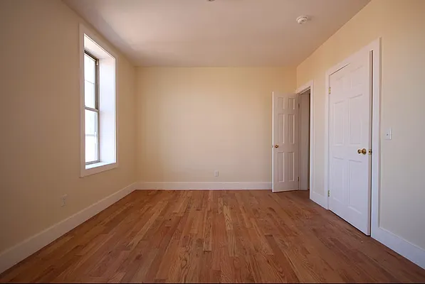 Rented by Hagstrom Management Inc | media 6