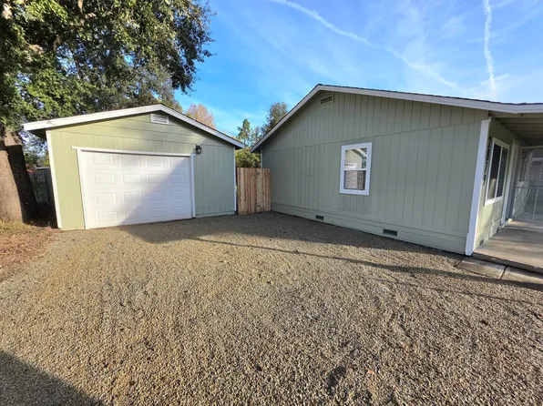 2879 North St, Anderson, CA 96007