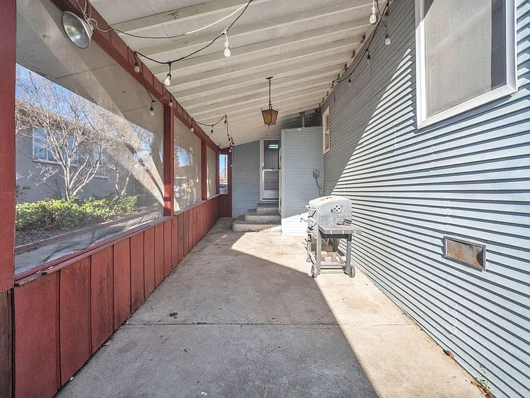 4620 B St — Photo 22
