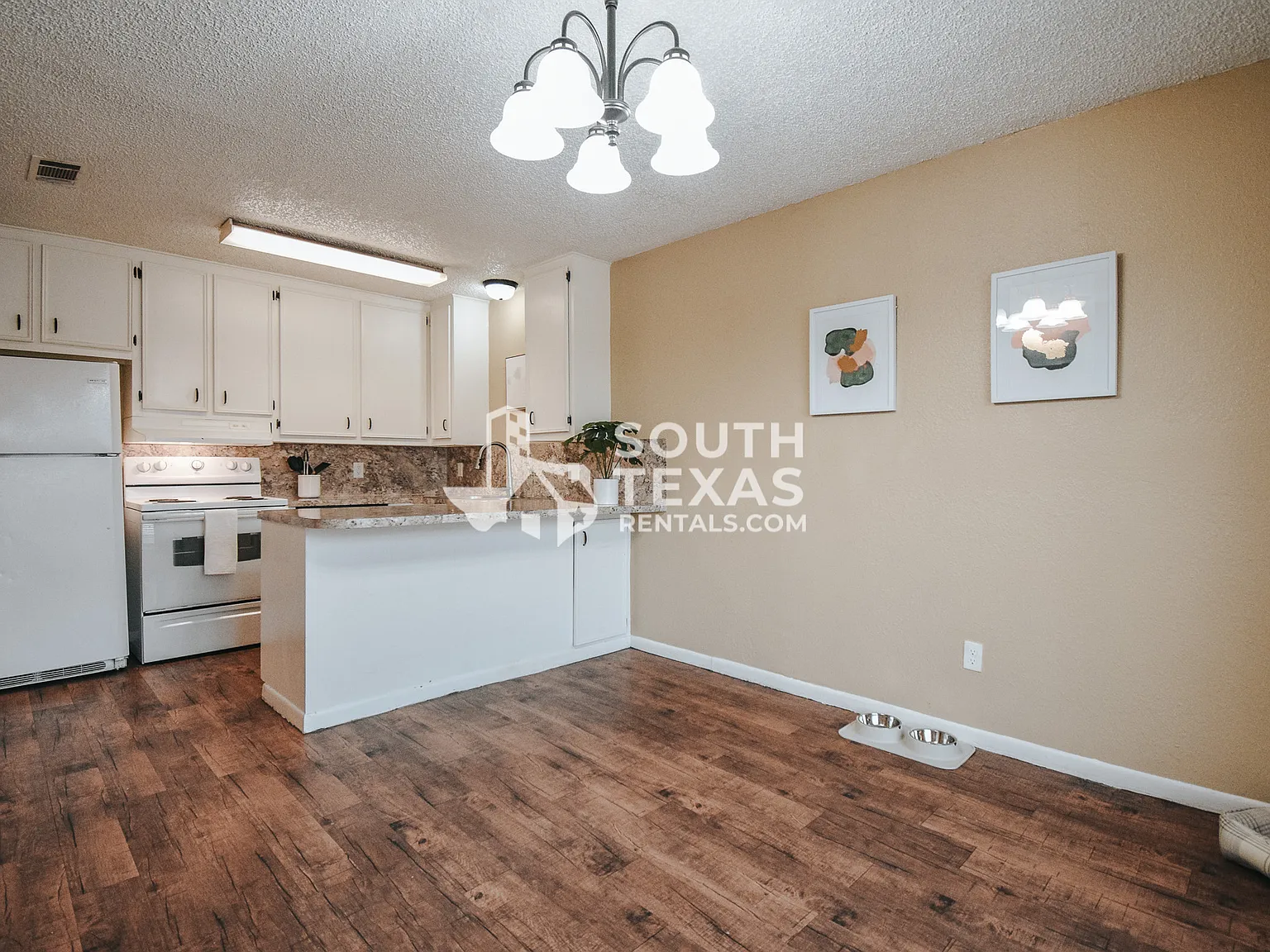 805 Hiller Duplex - #B — Photo 2