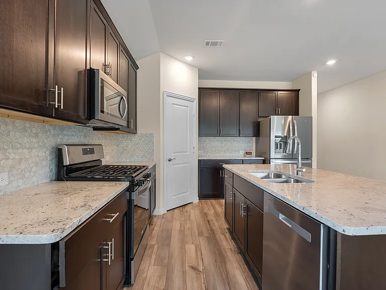 207 Mizuna Dr — Photo 8
