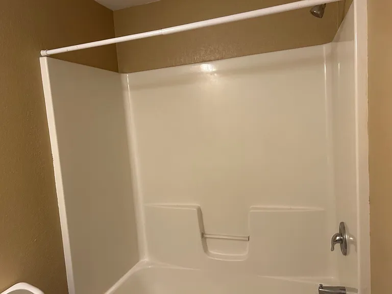 324 W 5th Ave #1 — Photo 5