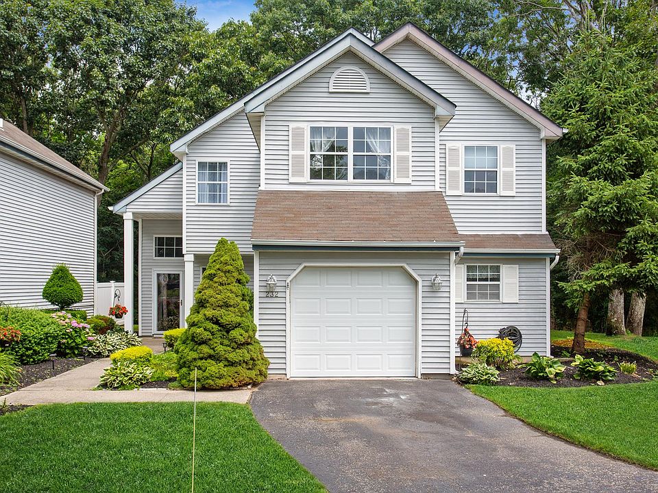 1st image of 232 Dorado Ct N