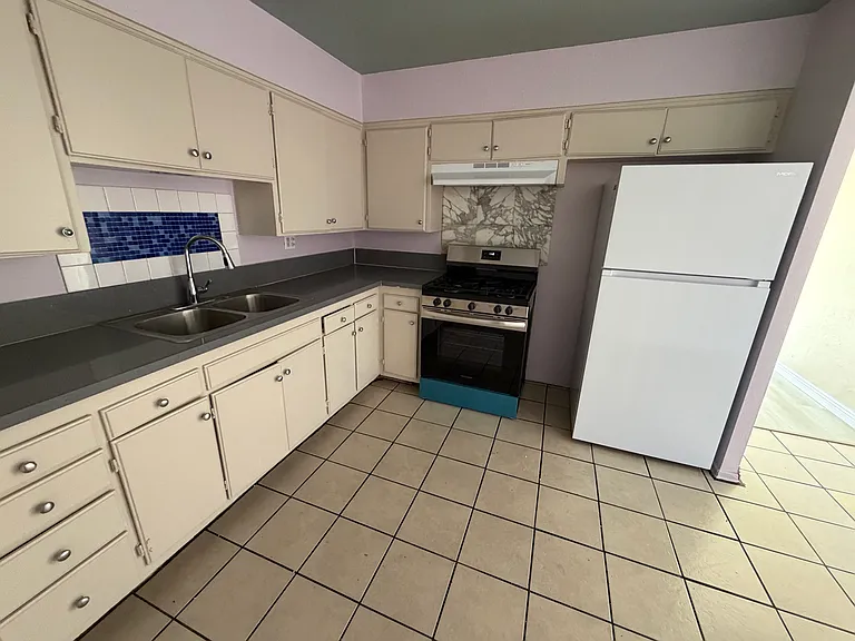 Villa Del Sol Apartments — Photo 31