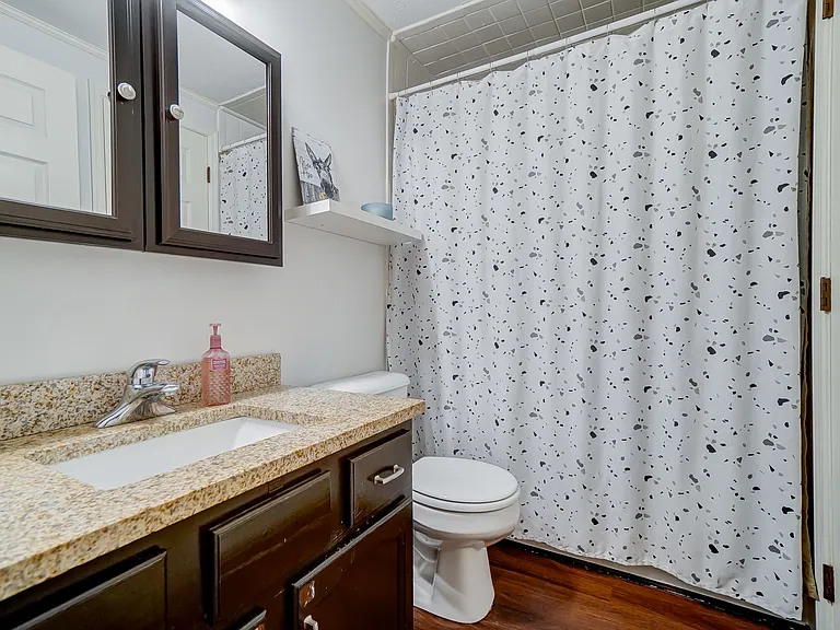8064 Hetz Dr — Photo 29