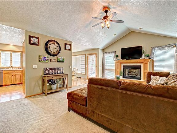 5th image of 412 Kelsay Ave