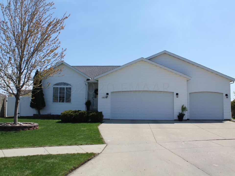 1st image of 1578 Baywood Dr