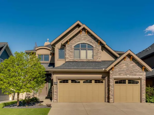 206 W Grove Rise SW, Calgary, AB T3H 0S3