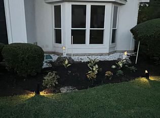 15115 Jones Rd, Houston, TX 77070