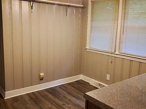 Breakfast nook