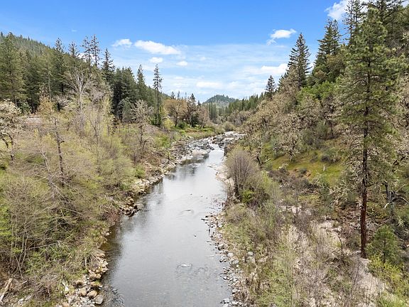 2nd image of 3134 W Evans Creek Rd