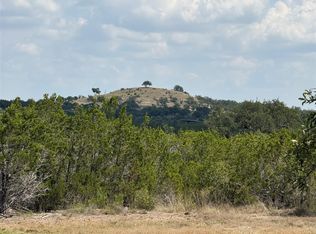 36 Round Mountain Dr, Round Mountain, TX 78663
