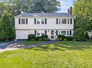 17 Carpenter Rd, Lynnfield, MA 01940