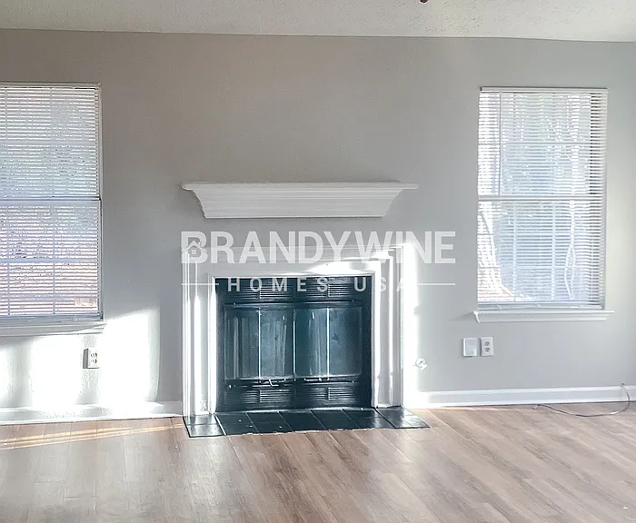 1964 Corners Cir — Photo 3