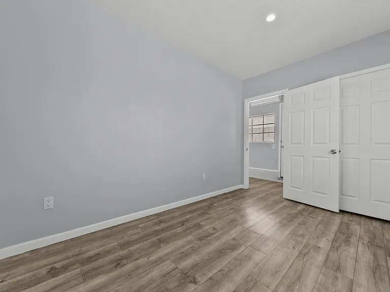 8447 Colbath Ave — Photo 8