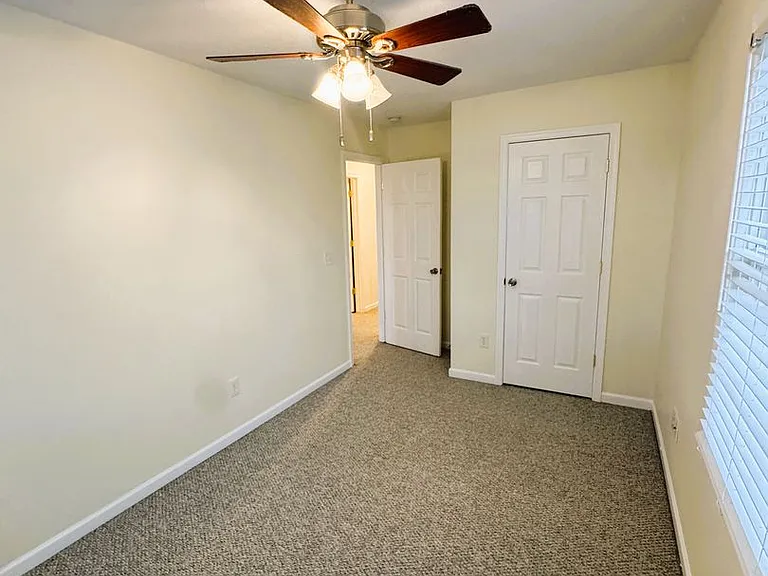 1422 Founders Way — Photo 19