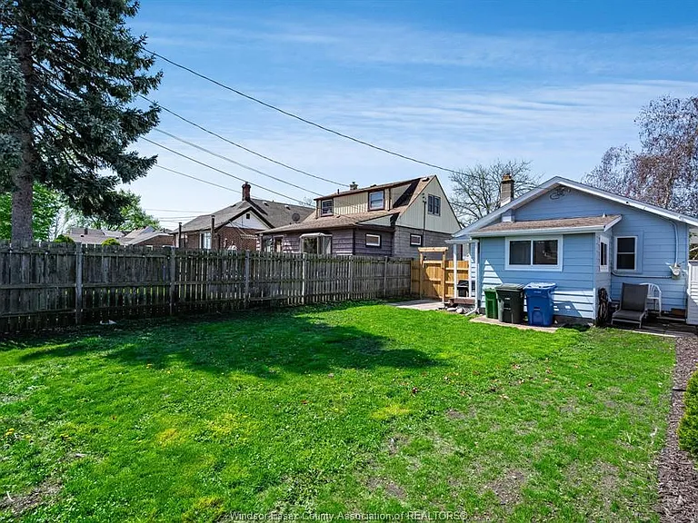 1062 Lena Ave — Photo 26