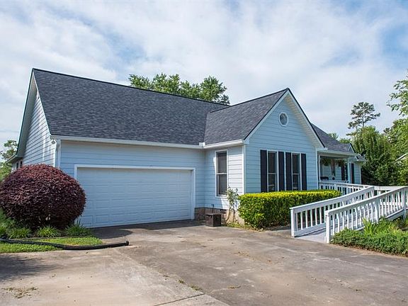 3rd image of 169 Bradford Dr SE