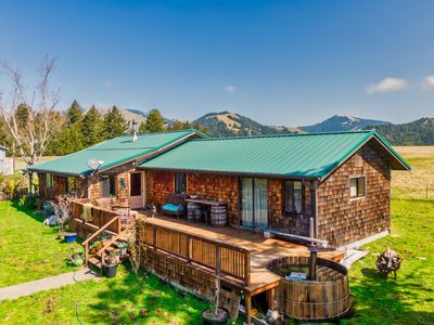 27265 Mattole Rd, Ferndale, CA, 95536