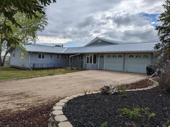 3116 7th St E, Havre, MT 59501
