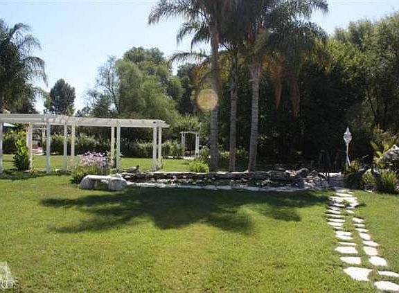 2nd image of 836 Camino El Carrizo