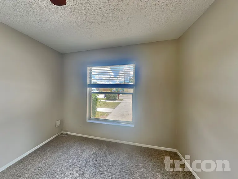 13311 Laraway Dr — Photo 9