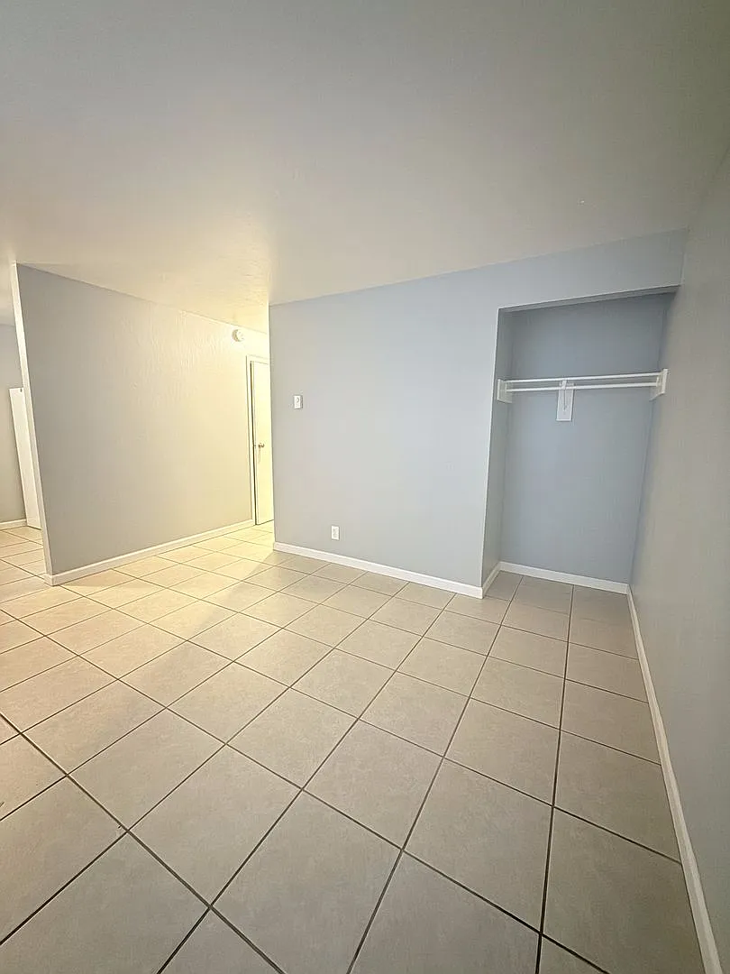 Camellia Court Village (3RE2) — Photo 3