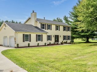 176 Little Philadelphia Rd, Washington, NJ 07882