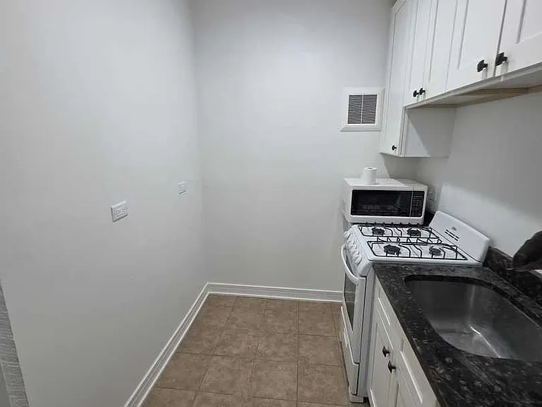 20831 N Maple Ct — Photo 16