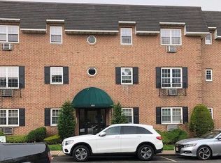 414 Maryland Ave APT 3D, Staten Island, NY 10305