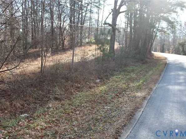 S Waterside Dr, Lanexa, VA 23089