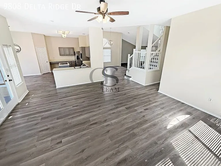 9808 Delta Ridge Dr — Photo 30