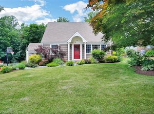 97 Plymouth Ave, Trumbull, CT 06611