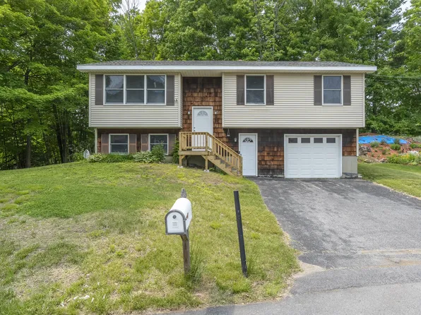 32 Thorne Avenue, Lewiston, ME 04240