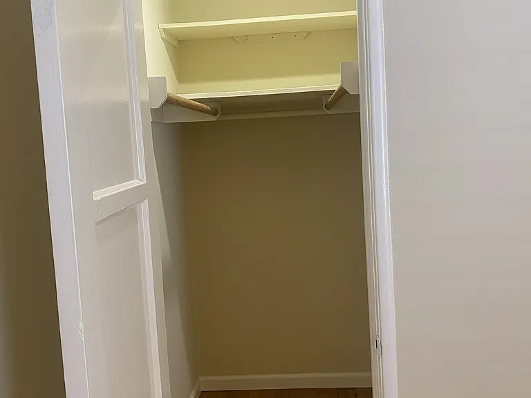 1809 W Alameda Ave — Photo 6