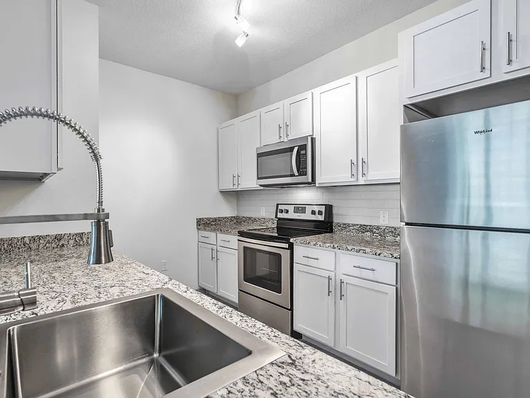 Preserve at Riverwalk Apartments — Photo 16