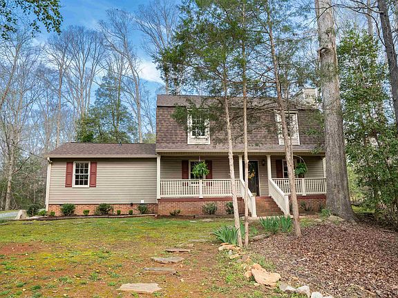 3rd image of 122 River Ridge Dr