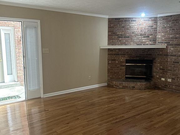 4th image of 1100 Turkey Foot Rd APT 6